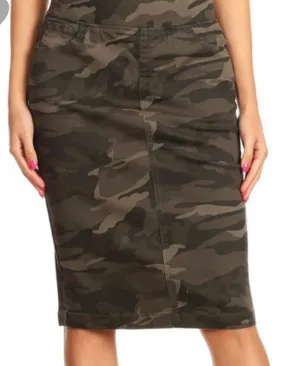 Elastic Waist Camo Skirt