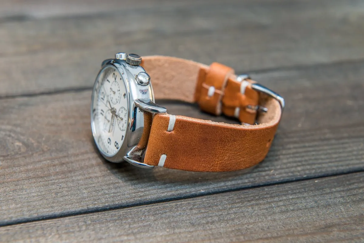 English Tan leather watch band, handmade in Finland. Tapered size: 26/22mm, 25/22 mm, 24/20mm, 23/20 mm, 22/18 mm, 21/18 mm, 20/16 mm, 19/16 mm