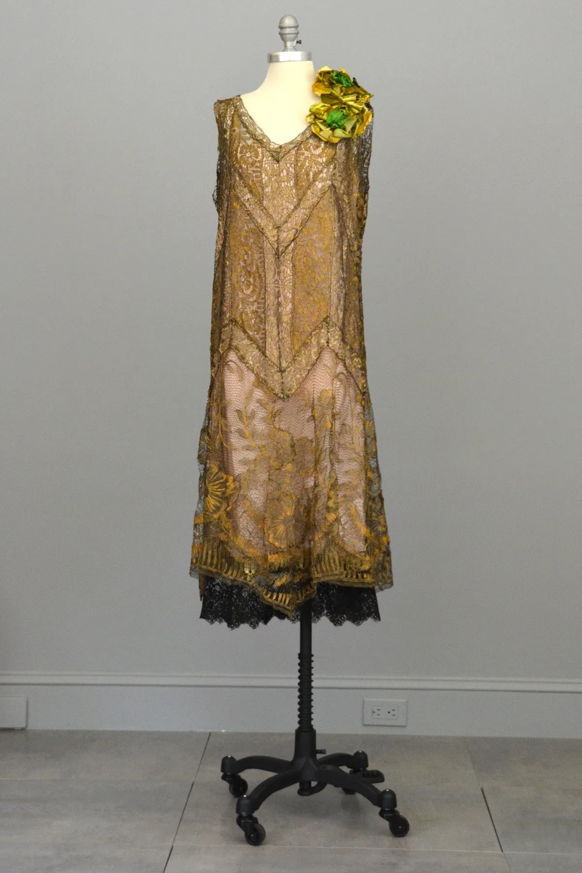 Layaway 1920s Spun Gold Lace Vintage Flapper Dress