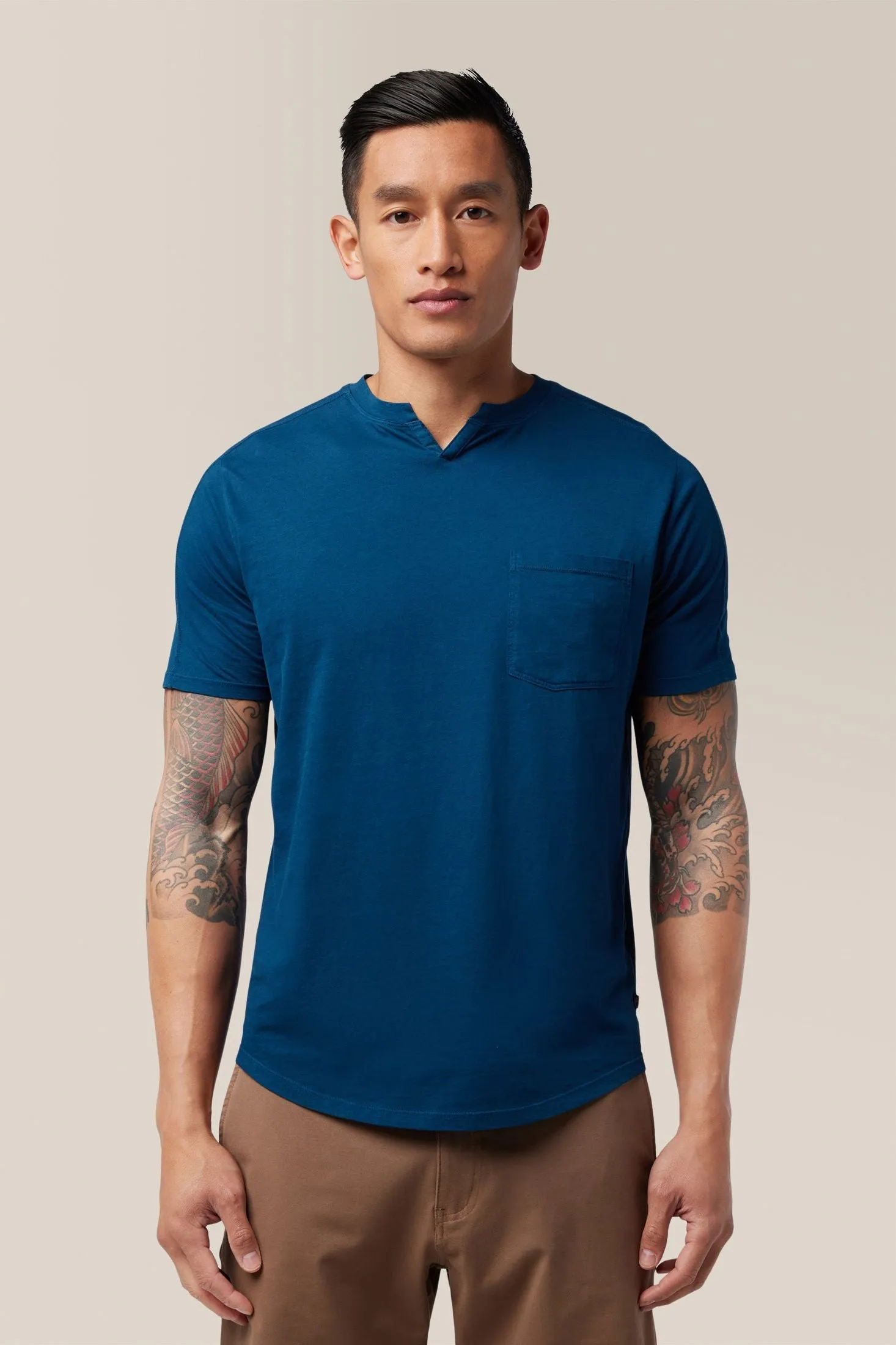 Slim Fit Victory V-Notch | in Premium Cotton Jersey