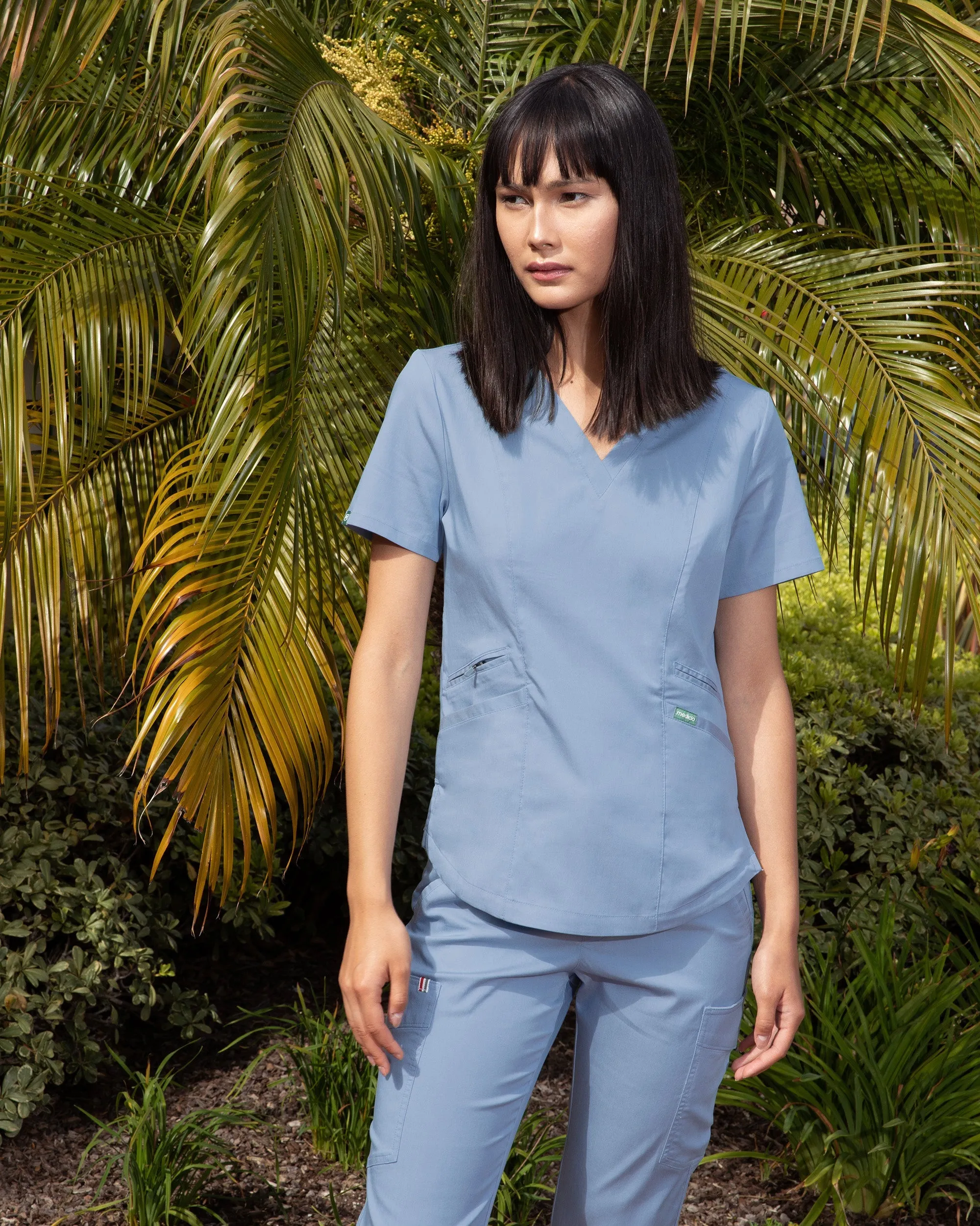 TENCEL™ Amelia‎ ‎ Fitted Scrub Top (Final Sale)